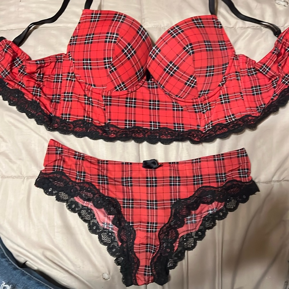Adore Me plaid set